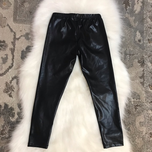 Children’s Place ⚜️ Slick Look Black Leggings - Picture 2 of 3